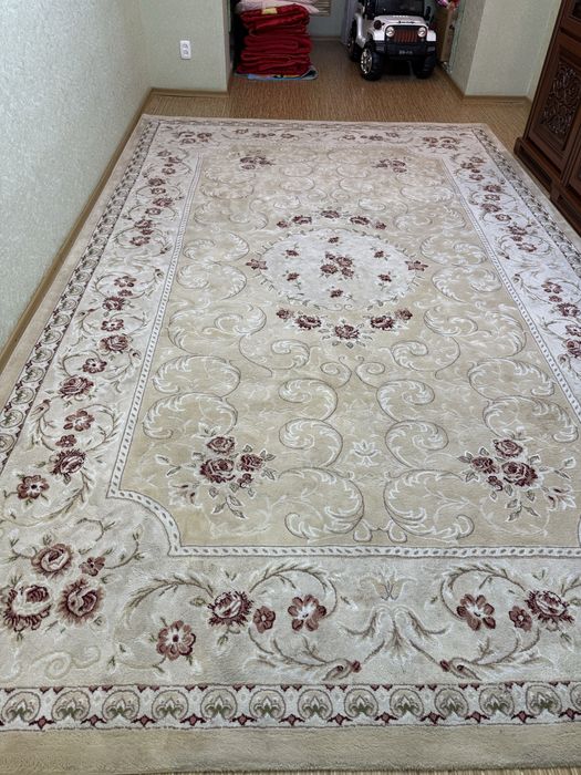 Кілем сатылады қалың, тығыз