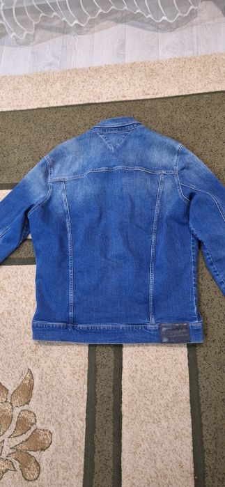 Томми джинс оригинал