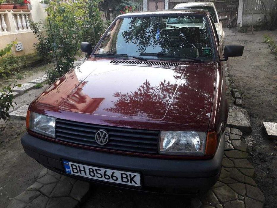 Продавам VW Polo 1993