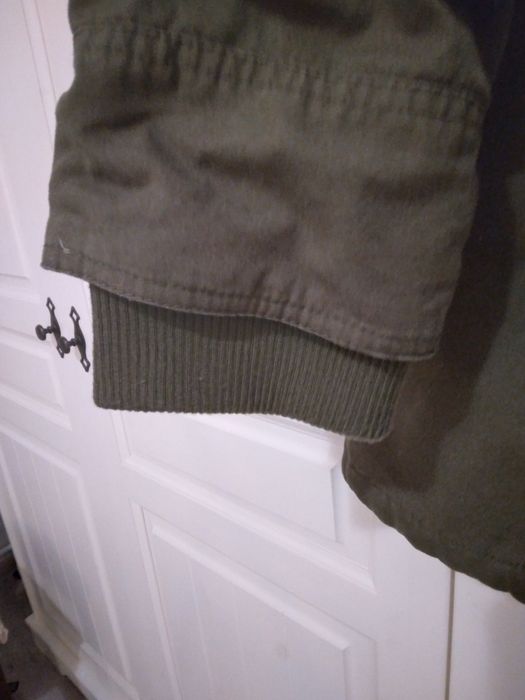 Haina de iarna cu glugă