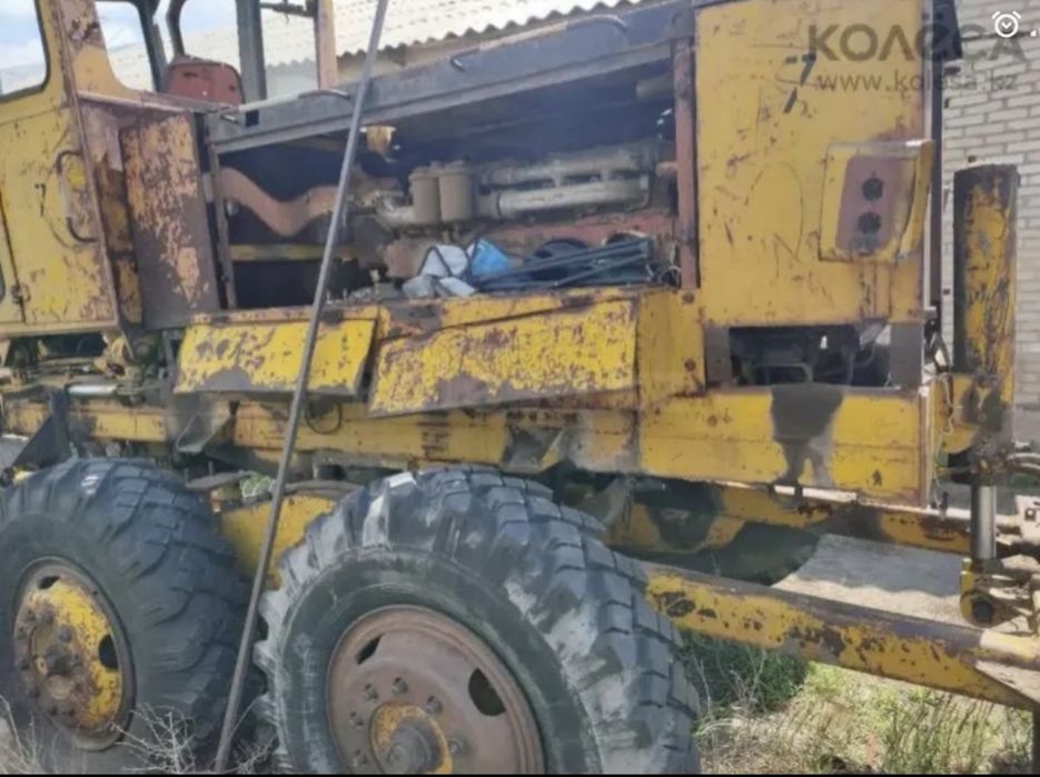 Продам автогорейдер ДЗ-180