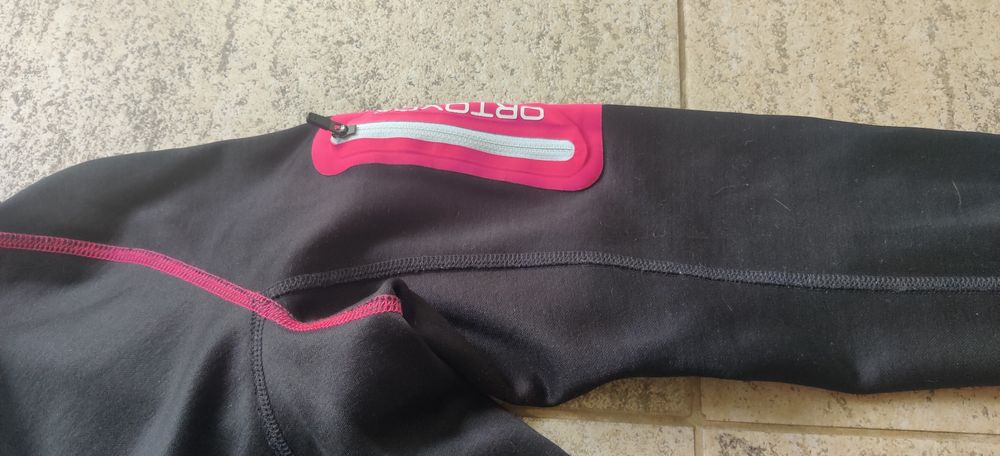 Hanorac original Ortovox Merino inside