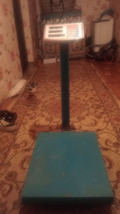 Весы электронные