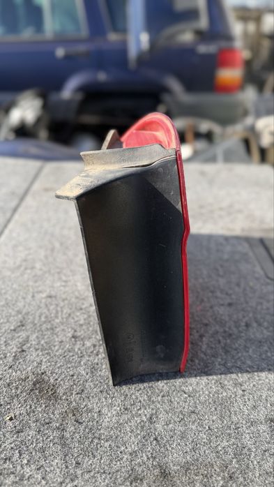 Десен външен стоп за BMW 3 Серия Е90