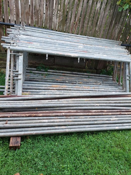 Schelă de vânzare 15 H 24 podini 24 bare mici  5 bare mari