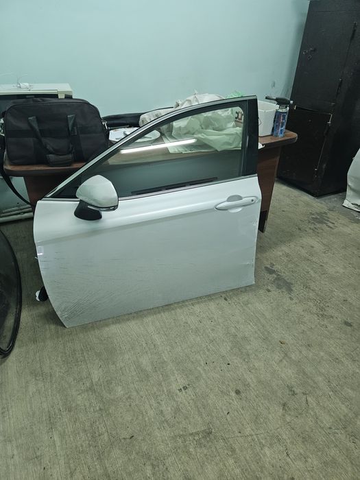 Дверь на камри 80