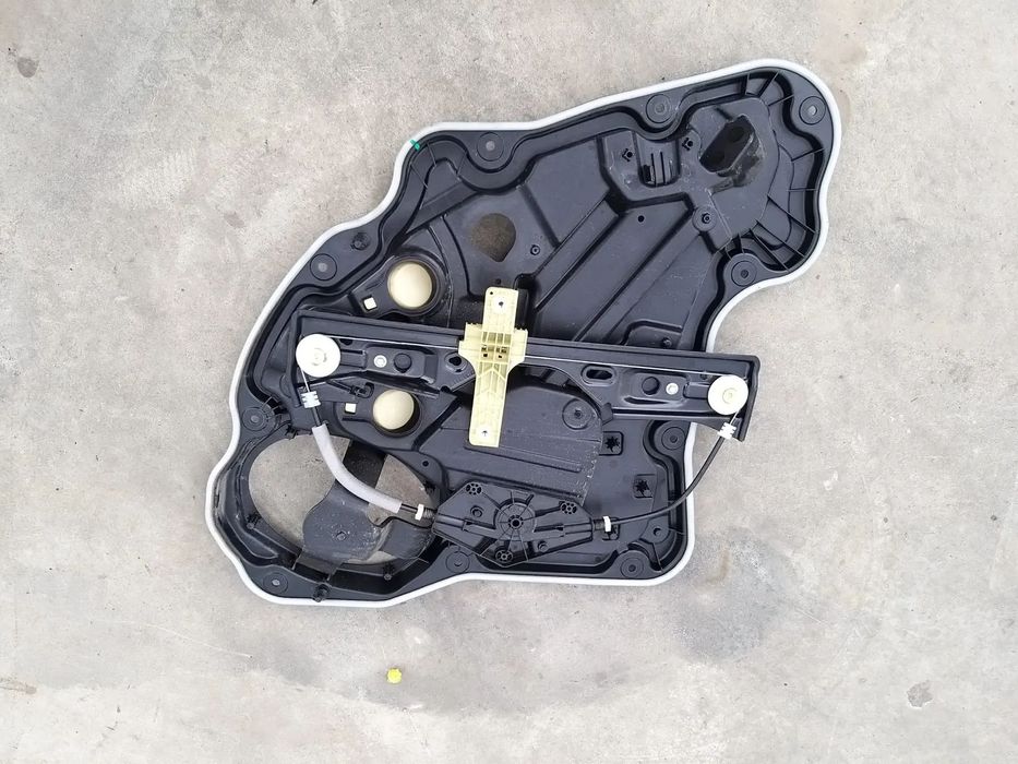 Macara geam electric dreapta spate jeep compass 2 e95704-104 00521773710