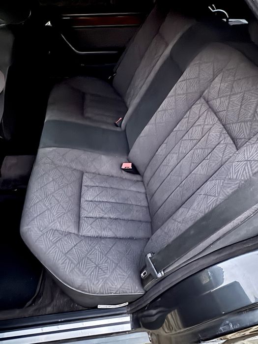 Мерцедес 124 Е200