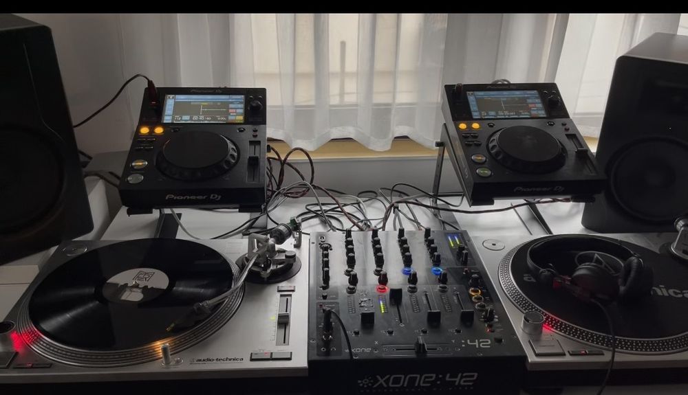 Mixer ALLEN & HEAT Xone 42