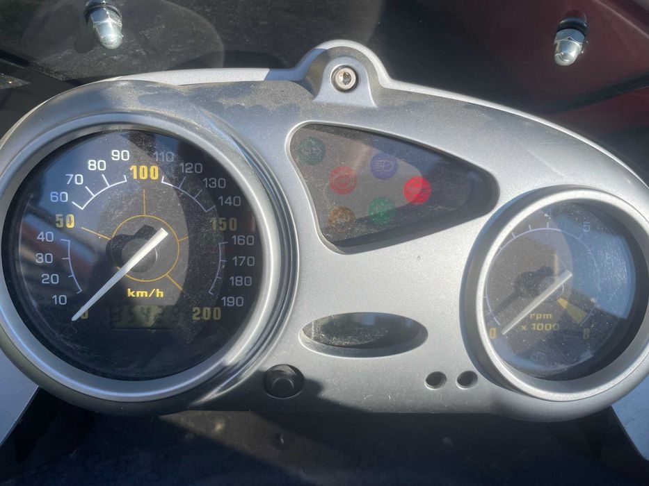 motocicleta bmw f 650 cs