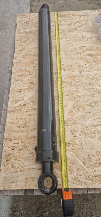 Cilindru hidraulic ifron lungime 1.20 m lungime între gauri și cu 1.10