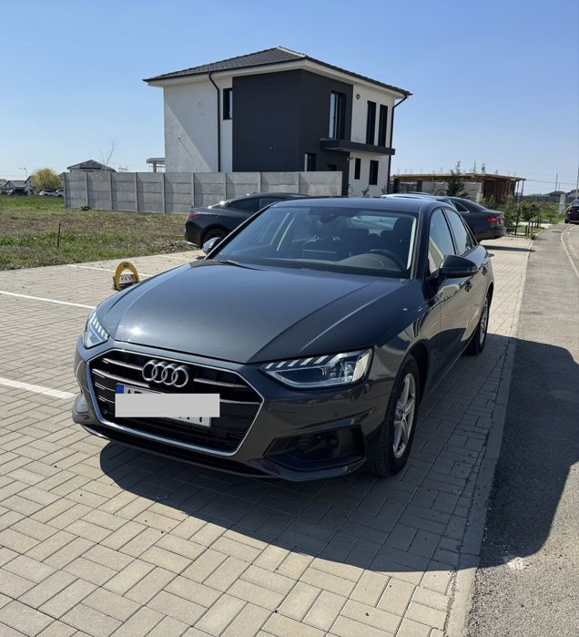 Vand Audi A4 35 TFSI , Benzina mild hybrid, an 2023, 22000 km, unic proprietar