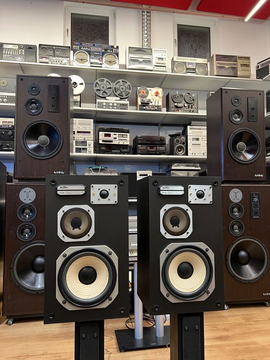 Boxe Beston B70 pe 3 cai