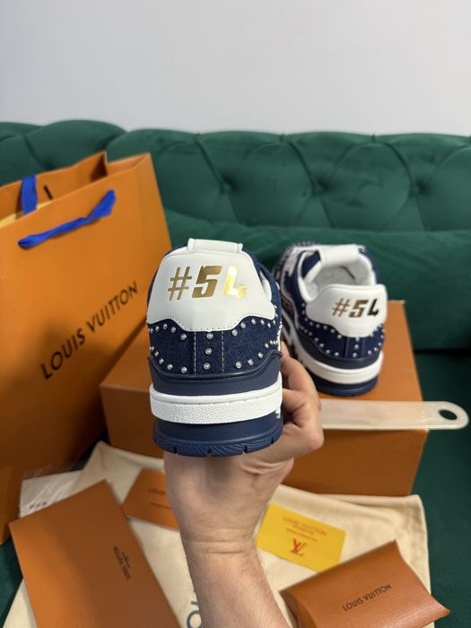 Adidasi Louis Vuitton piele naturala 100% Premium Full Box colectie noua