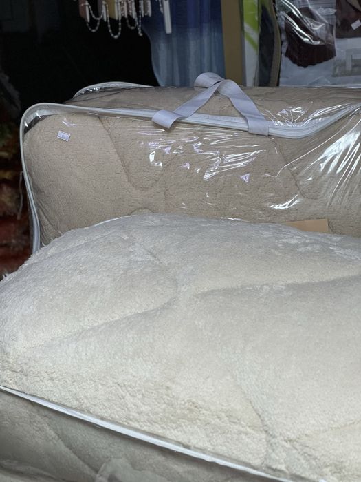 Двулицева поларено покривало за спалня