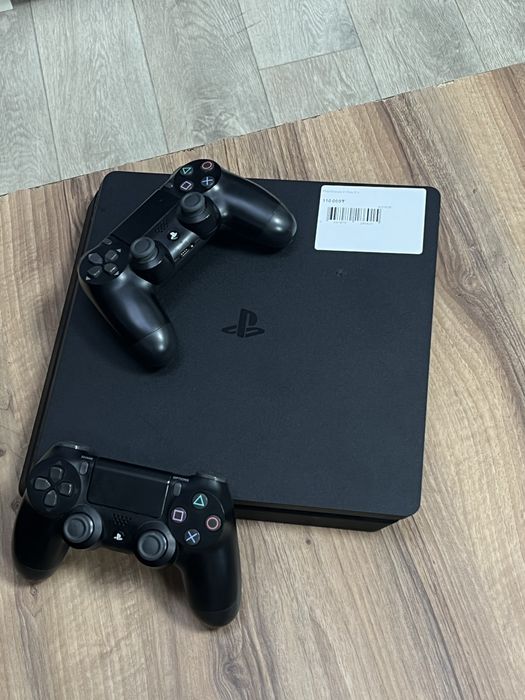PlayStation 4 Slim