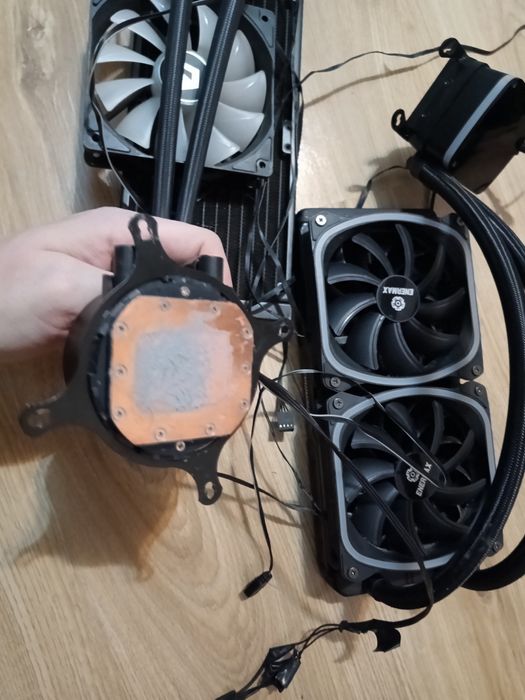 Cooler Aio Enermax(Amd) id Cooling(intel ) defecte