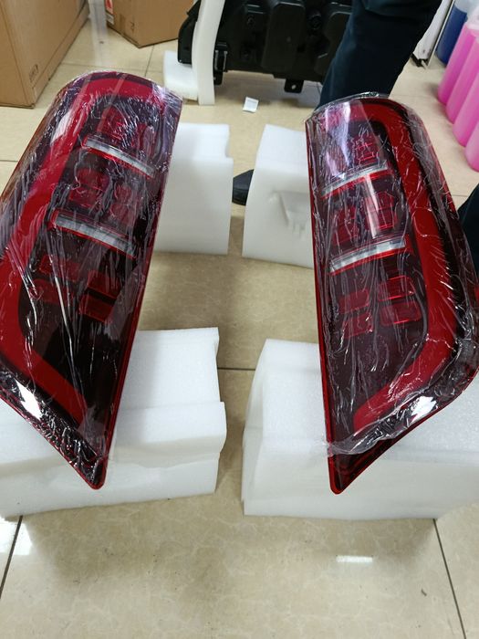 Avtobuslar uchun orqa fara