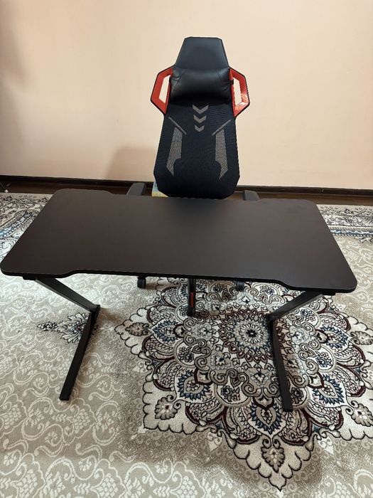 Компьютерные столы