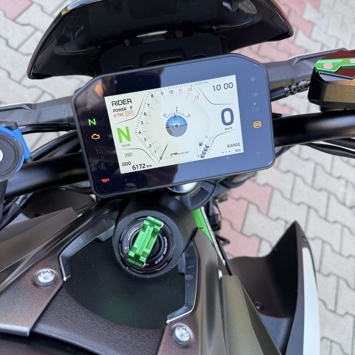 Kawasaki z900 2025
