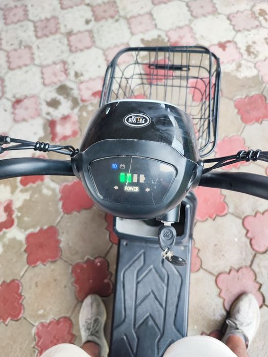 Продам электро скутер