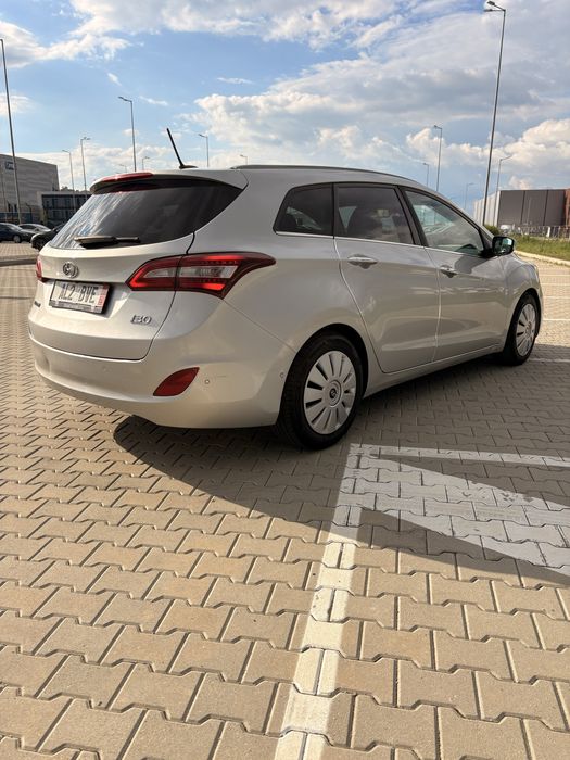 Hyndai i30 Premium  1.6 бензин