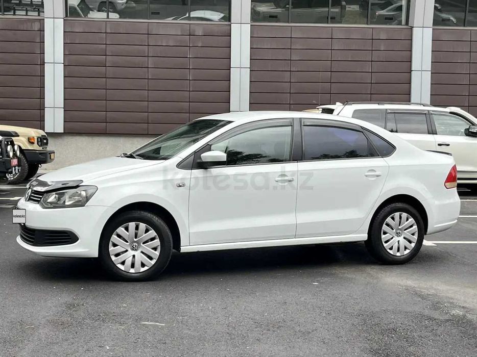 Volkswagen Polo Sedan