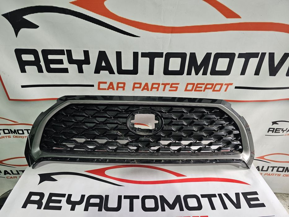 Grila radiator Toyota Corolla Cross dupa 2023 cod 53114-16060