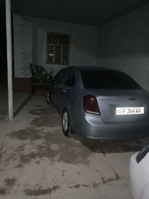 Chevrolet lasetti 1.8