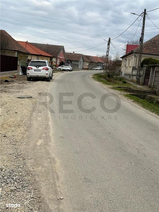 RECO Teren intravilan 700 mp cu toate utilitatile- la asfalt Cheriu