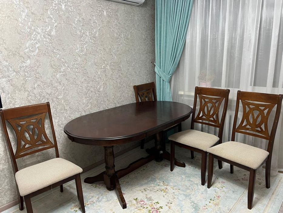 Продам стол