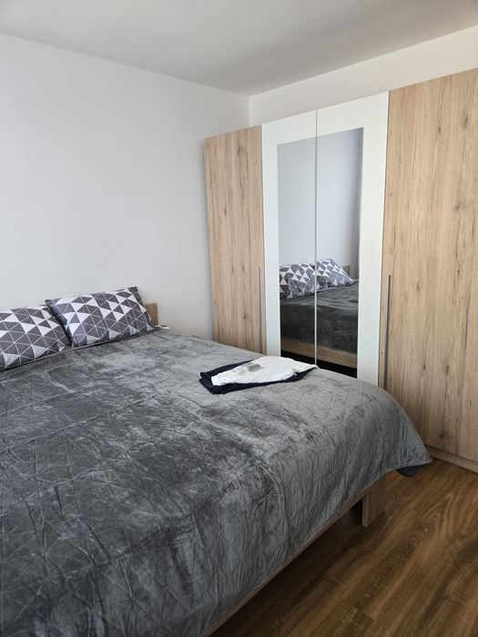 Închiriez apartament 2 camere, 50 mp, complet mobilat, Metrou Eroii Revoluției - Sos. Viilor