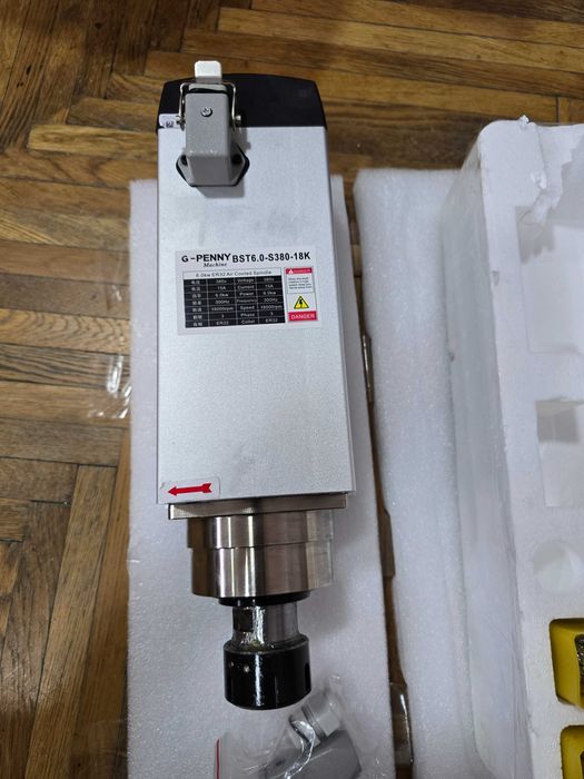 Motor Frezare CNC Patrat, Putere 6KW, 18.000RPM, 380V, ER32
