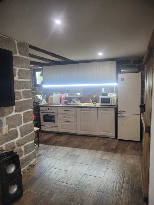 Продава се Къща в с. Драгневци, Област Габрово - 100 кв.м за 1400 €/кв.м - Снимка #19