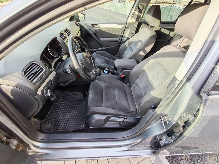 VOLKSWAGEN Golf 2011 — imagine 5