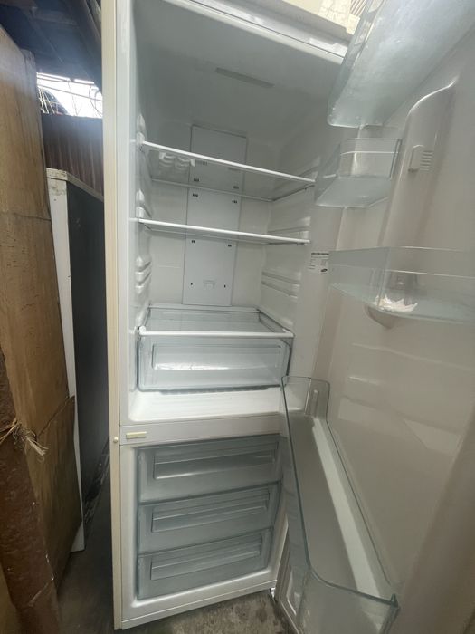 Продается холодильник Самсунг в хорршем состоянии