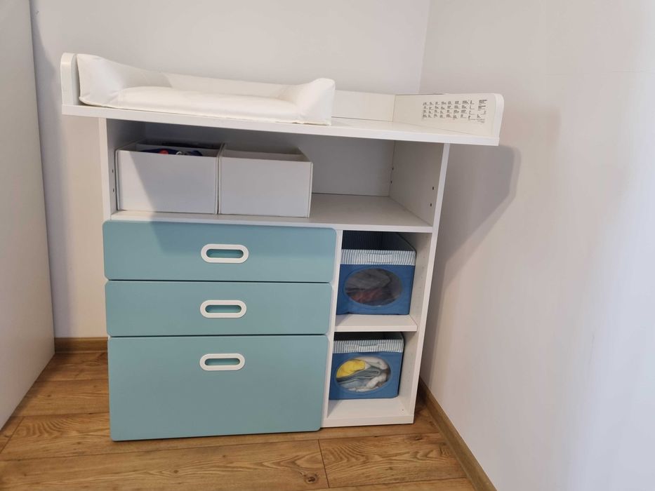IKEA Patut cu saltea + Masa infasat cu saltea