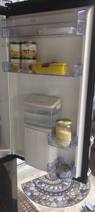Продавам хладилник Beko без гаранция