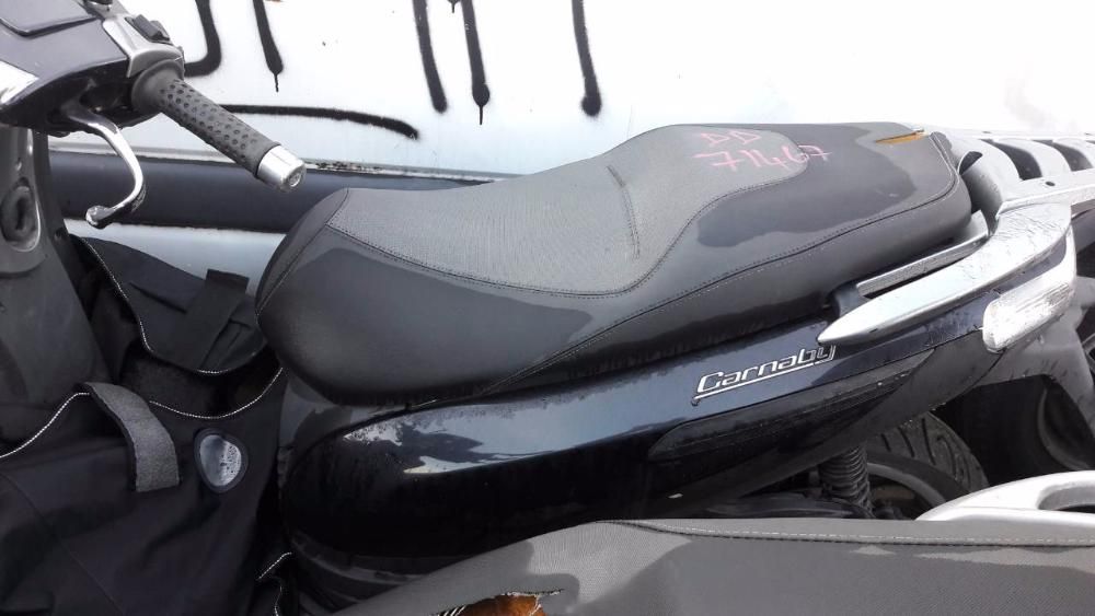 Пиаджо Карнаби(Piaggio Carnaby) 200es на части