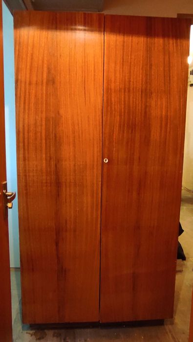 Плательный шкаф б/у самовывоз