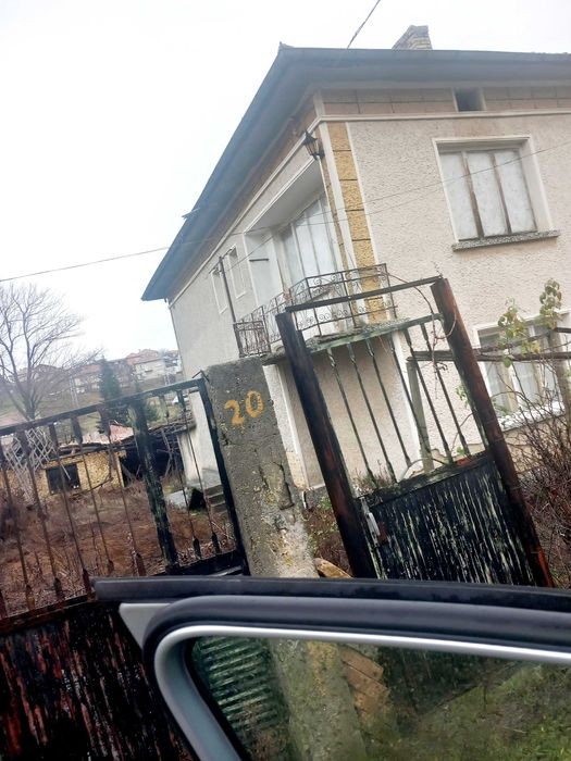 Продава се Къща в Шумен, Център - 110 кв.м за 441 €/кв.м - Снимка #2