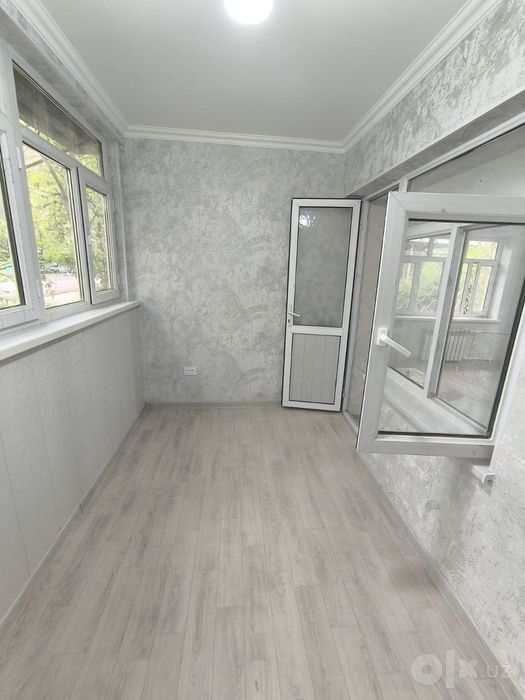 Продам СВОЮ 1ком 1этаж 2этажки. МЕТРО в шаговой доступности.. Ремонт