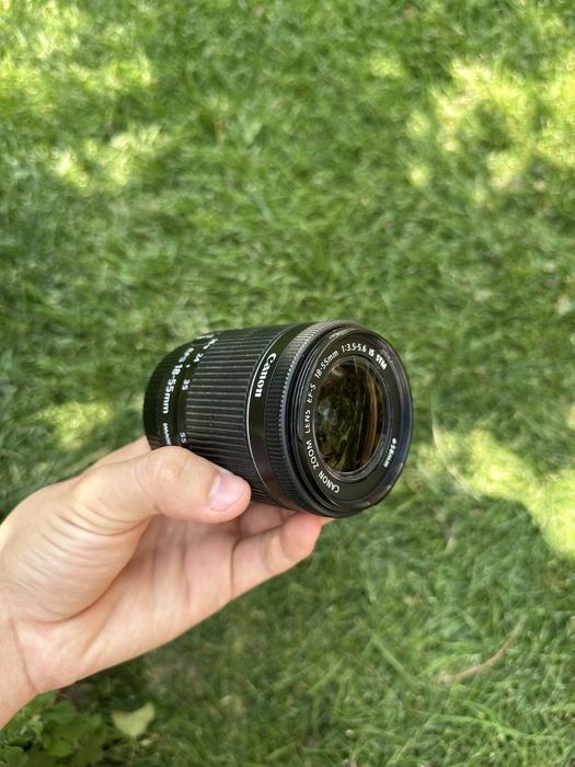 canon EF-S 18-55mm 1:3.5-5.6 IS STM