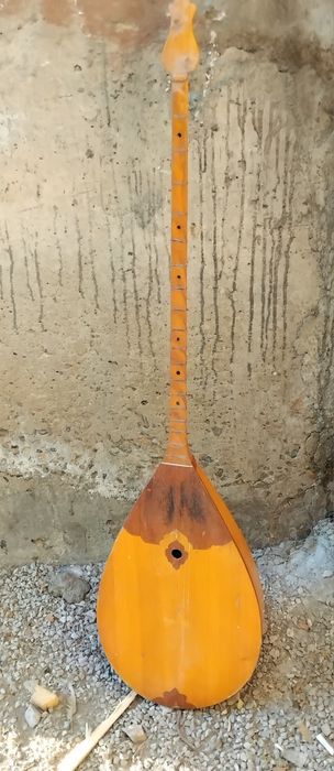 Продам домбра в хорошем состоянии