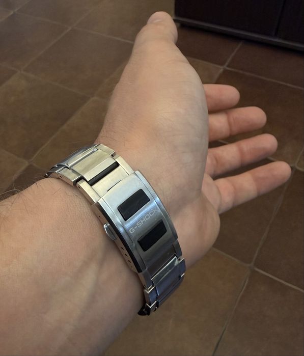 Casio MT-G часы наручные мужские