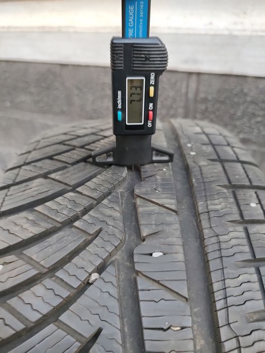 Vând 2 Cauciucuri 225/55/17 Michelin M+S RSC Runflat DOT 2020 Import Germania