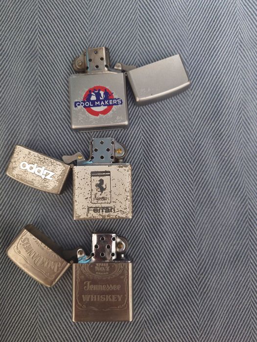 Lot 3 brichete tip Zippo / Zippo – funcționale