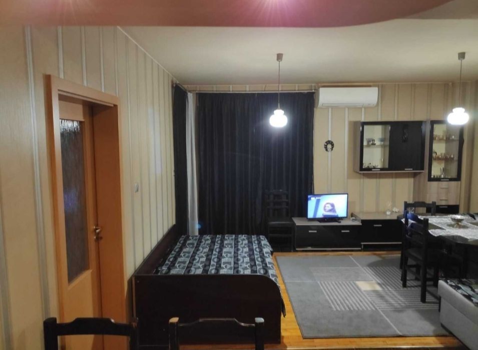 Дава се под наем Двустаен апартамент в София, Младост 2 - 60 кв.м за 612 € - Снимка #2