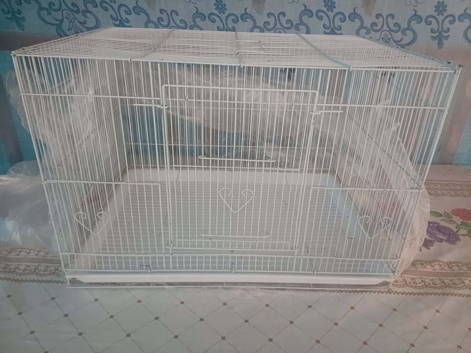 Продам клетку в хорошем состоянии