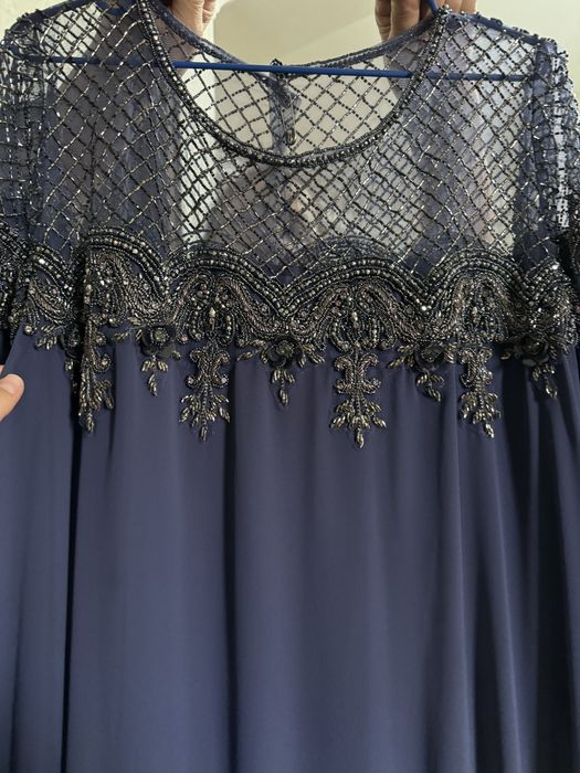 Вечерние платья.